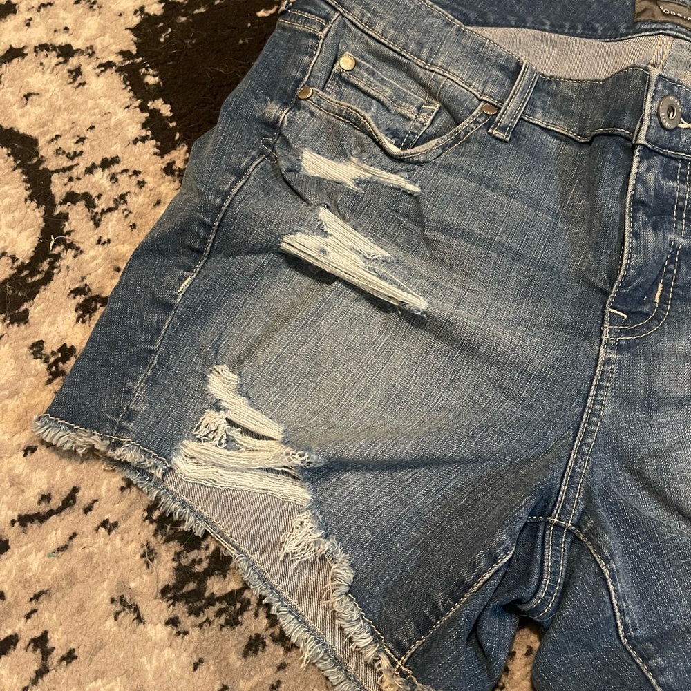 NWT Torrid denim cut off shorts - Picture 4 of 7